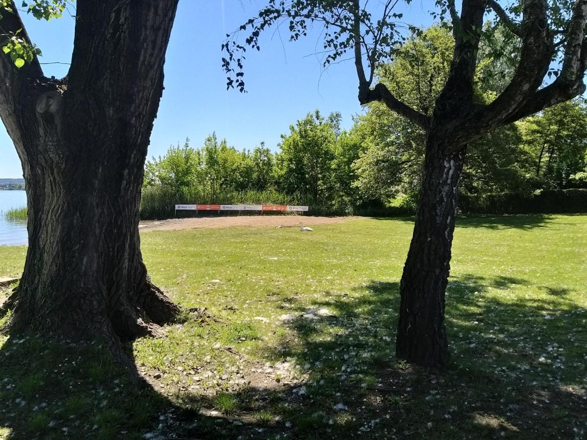 Ritratto Sul Lago Dormelletto Buitenkant foto