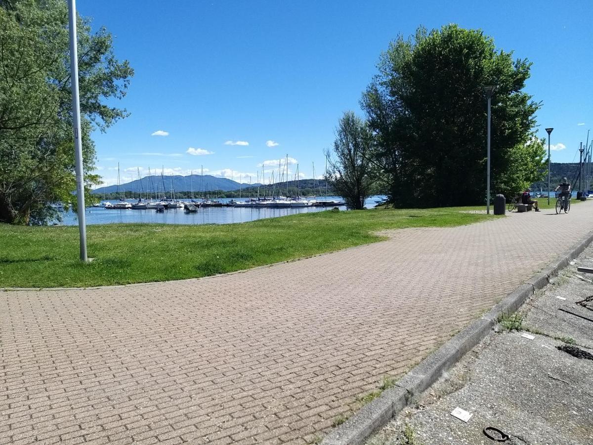 Ritratto Sul Lago Dormelletto Buitenkant foto