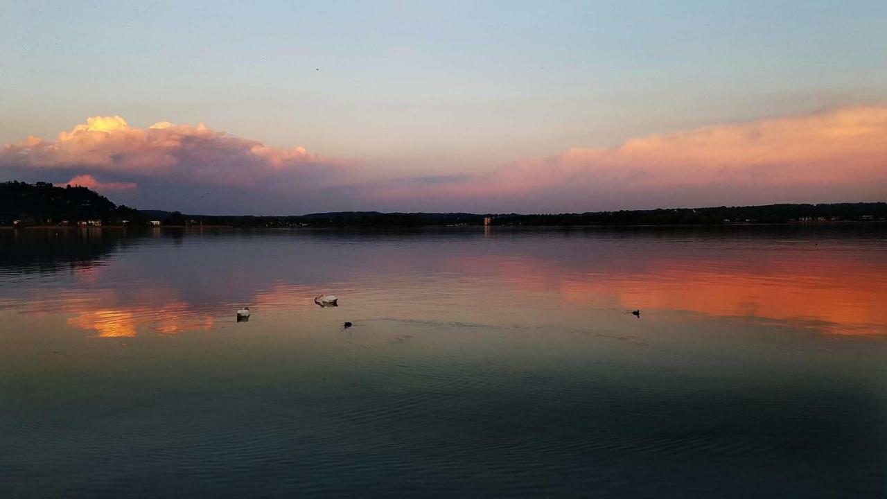 Ritratto Sul Lago Dormelletto Buitenkant foto