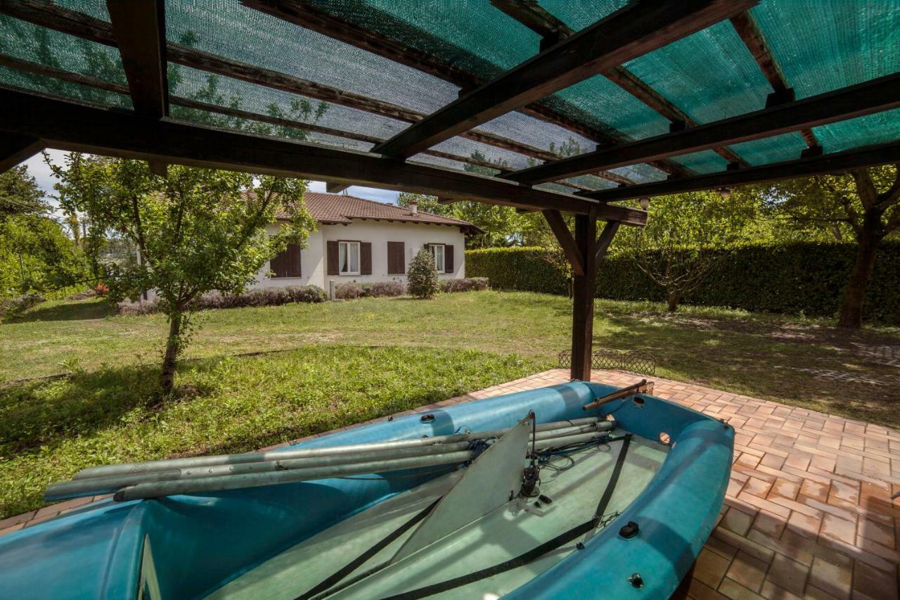 Ritratto Sul Lago Dormelletto Buitenkant foto